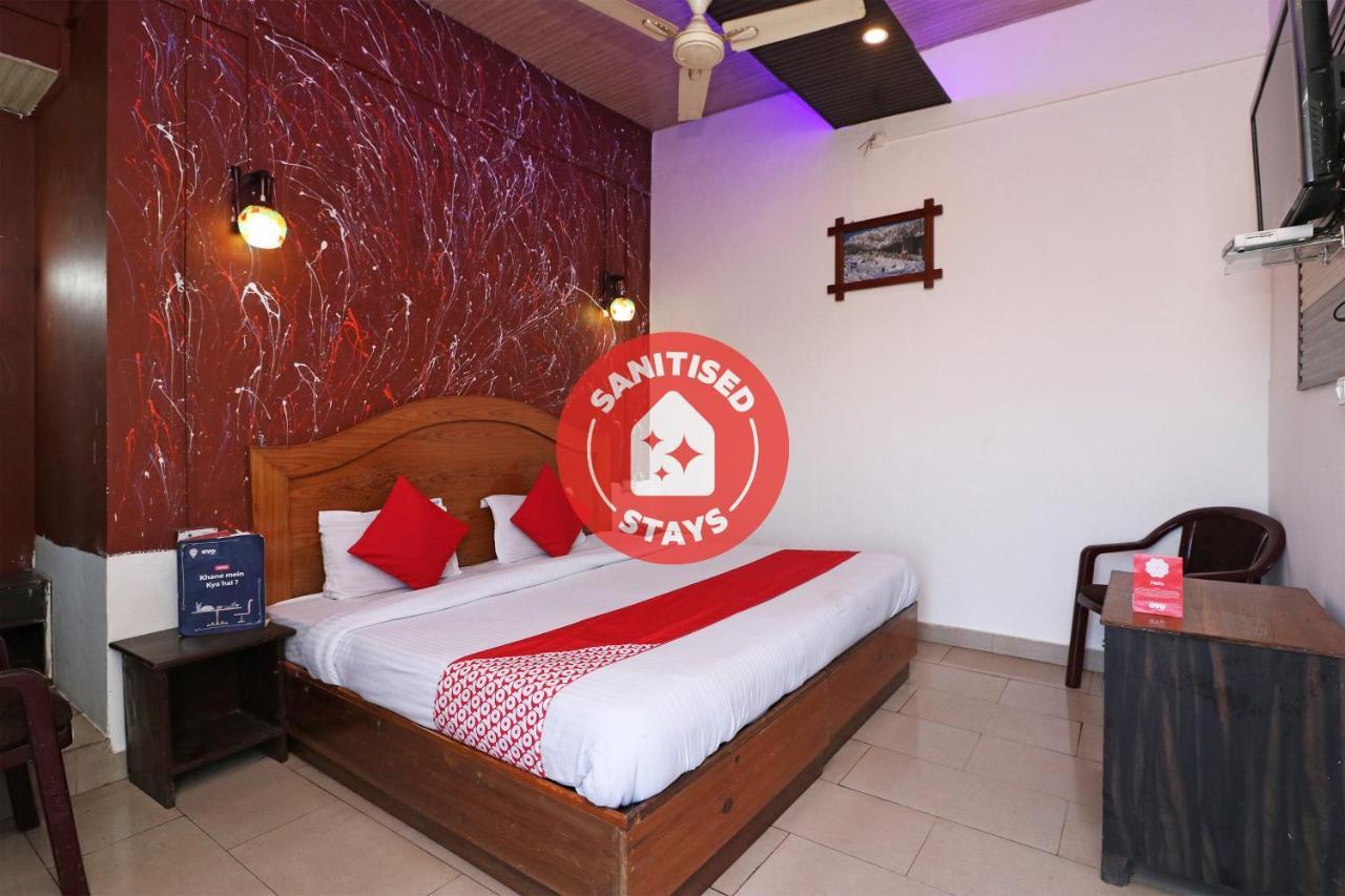 Hotel Oyo 75571 Sai Pooja Lodging Bombaj Exteriér fotografie